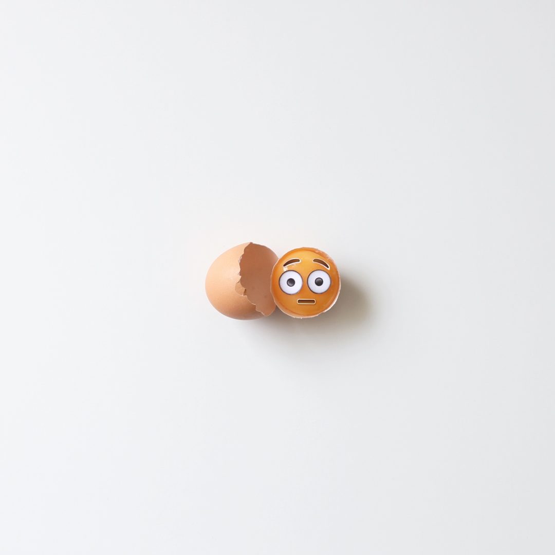 emojio-suprise-foodart