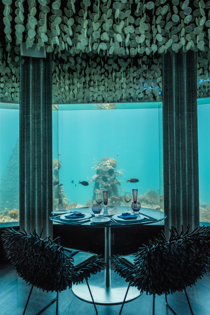 restaurant-ocean-maldives-table