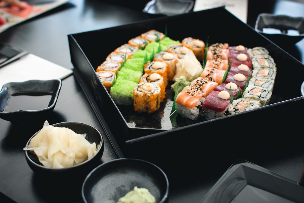 foodiesfeed.com_colorful-sushi-in-a-black-box-compressor