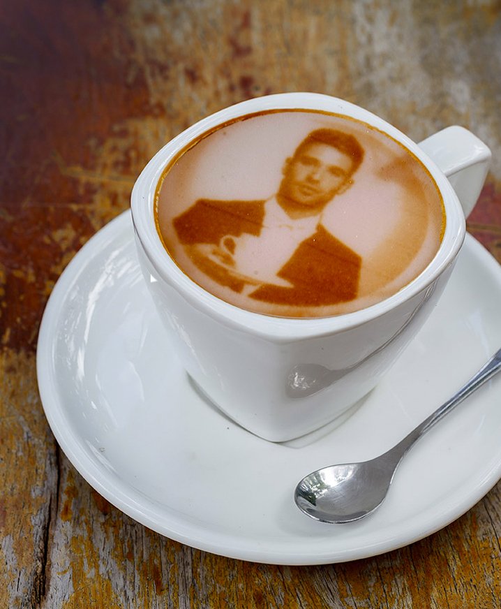 latte-portrait-machine