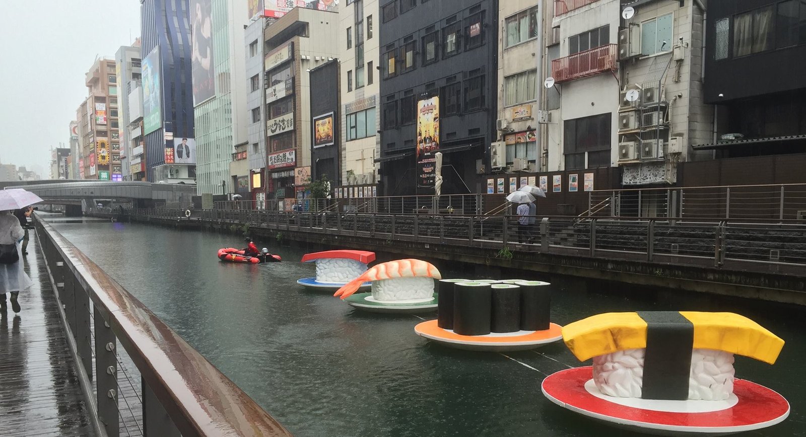 osaka-canvas-project-rolling