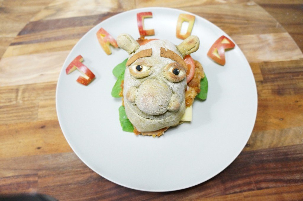 Un repas créatif dans une assiette food